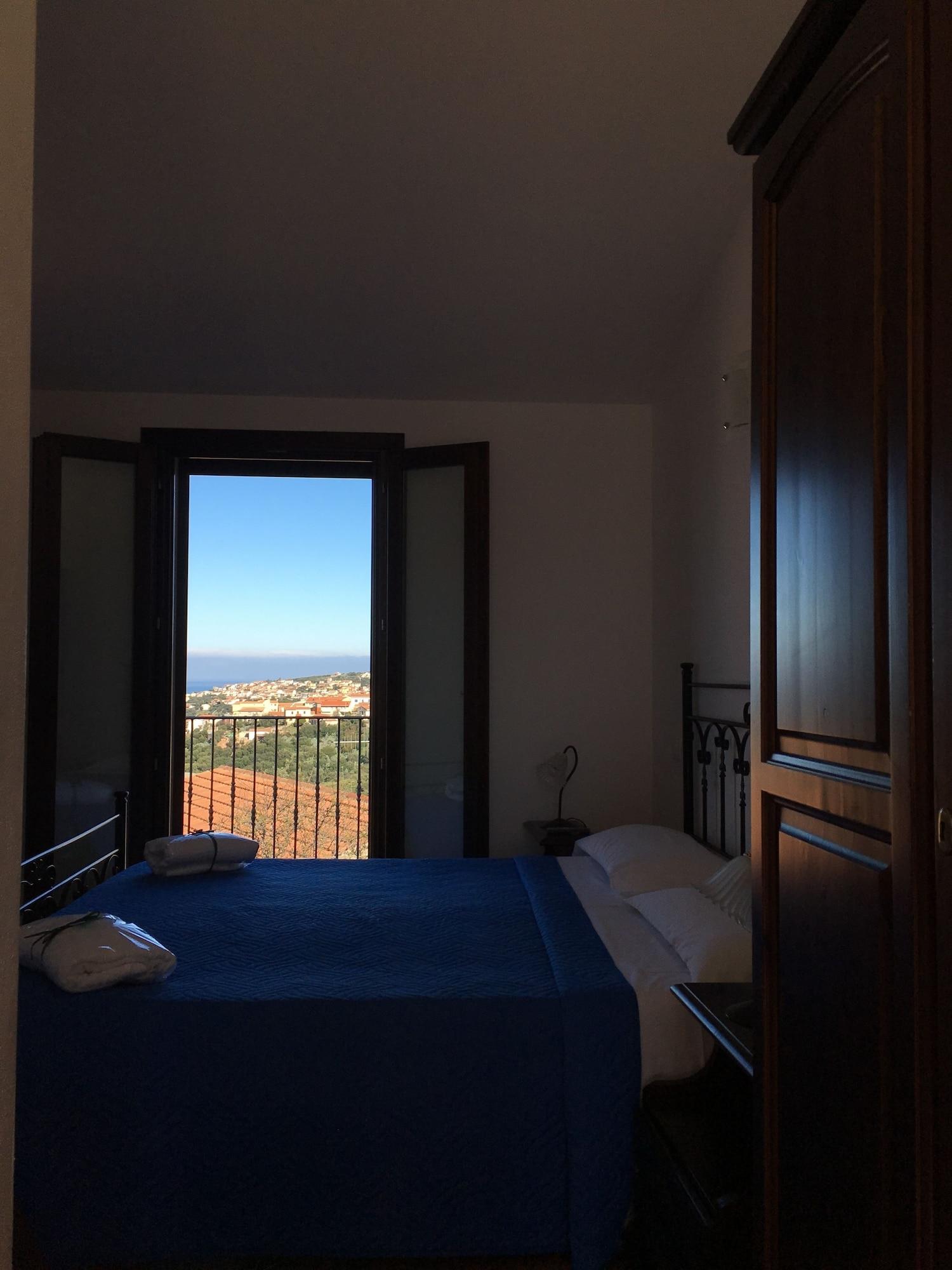 B&B Sandalia Badesi Bagian luar foto