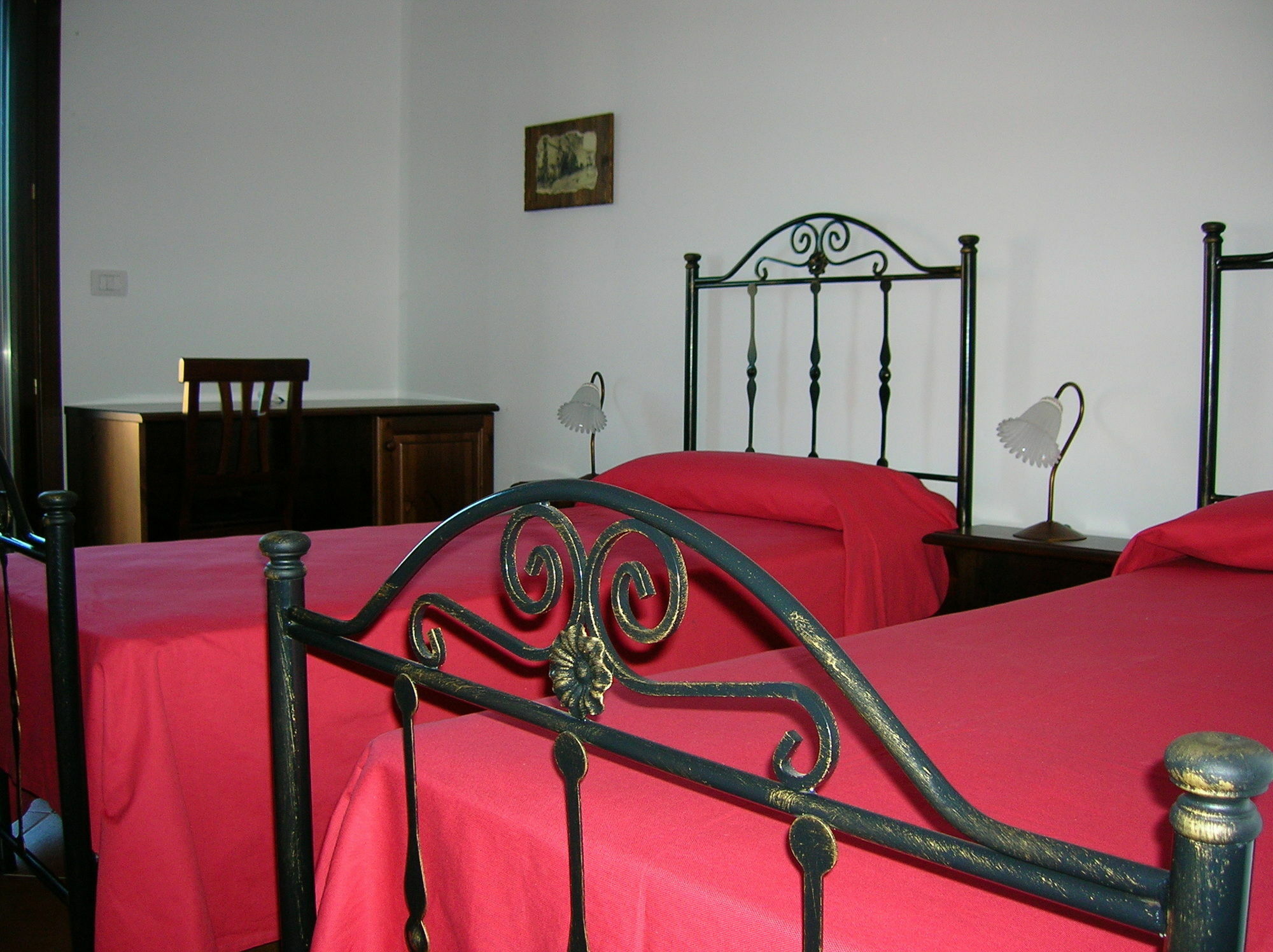 B&B Sandalia Badesi Bagian luar foto